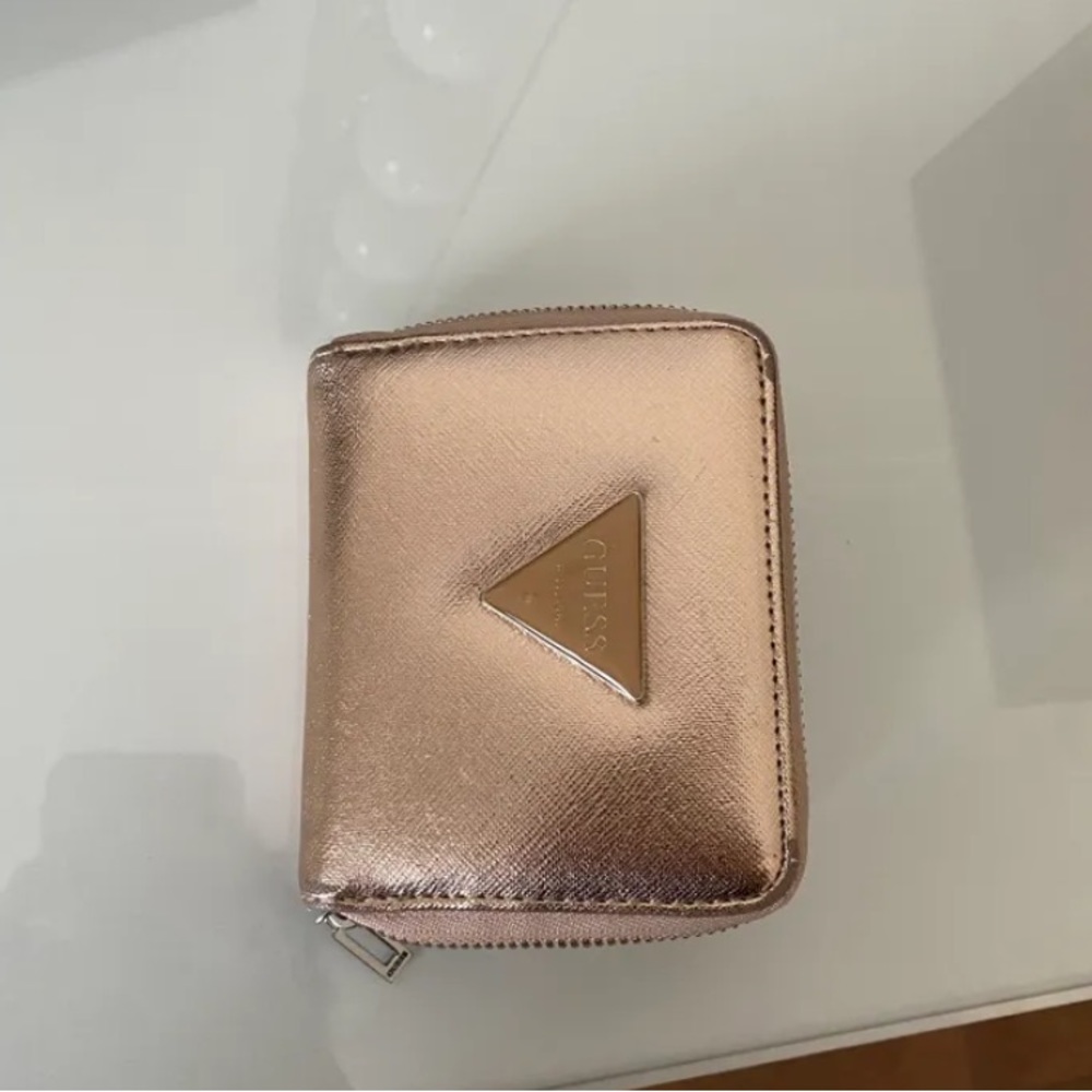 guess wallet pink
